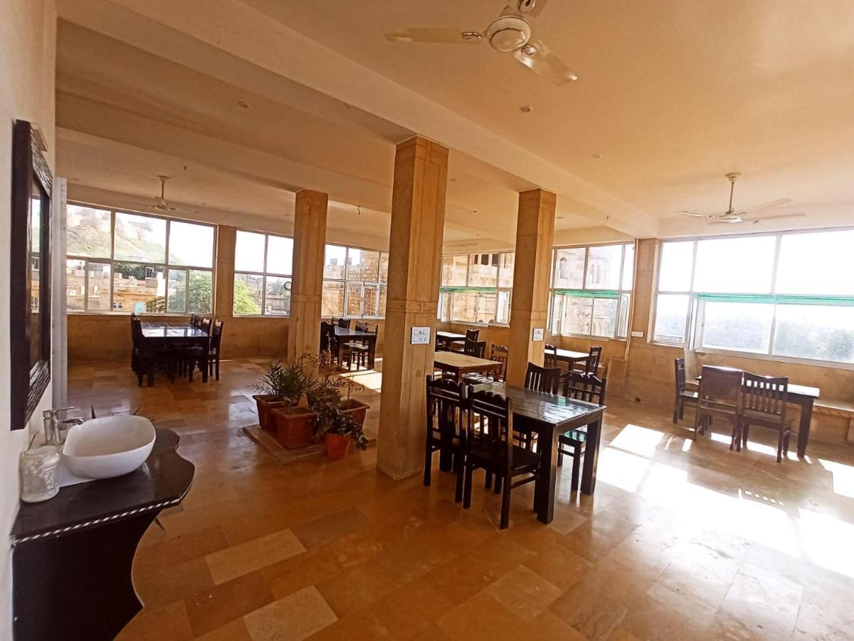 Hotel Royal Haveli Джайсалмер Екстериор снимка