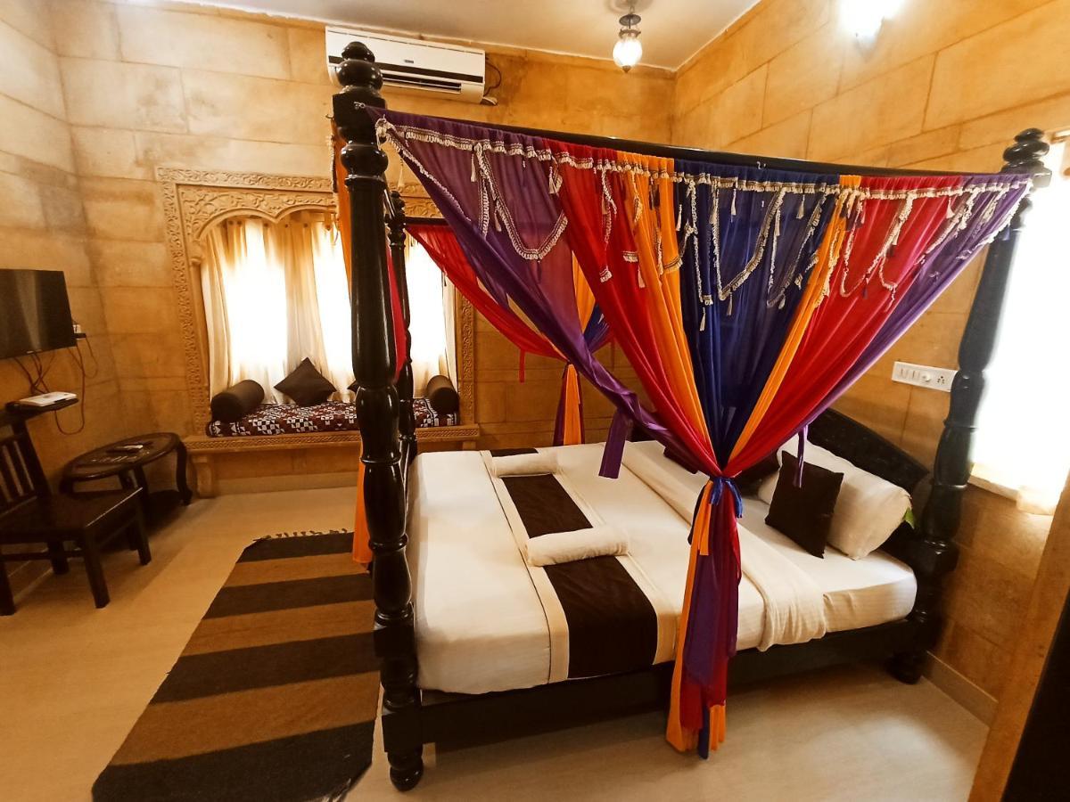 Hotel Royal Haveli Джайсалмер Екстериор снимка