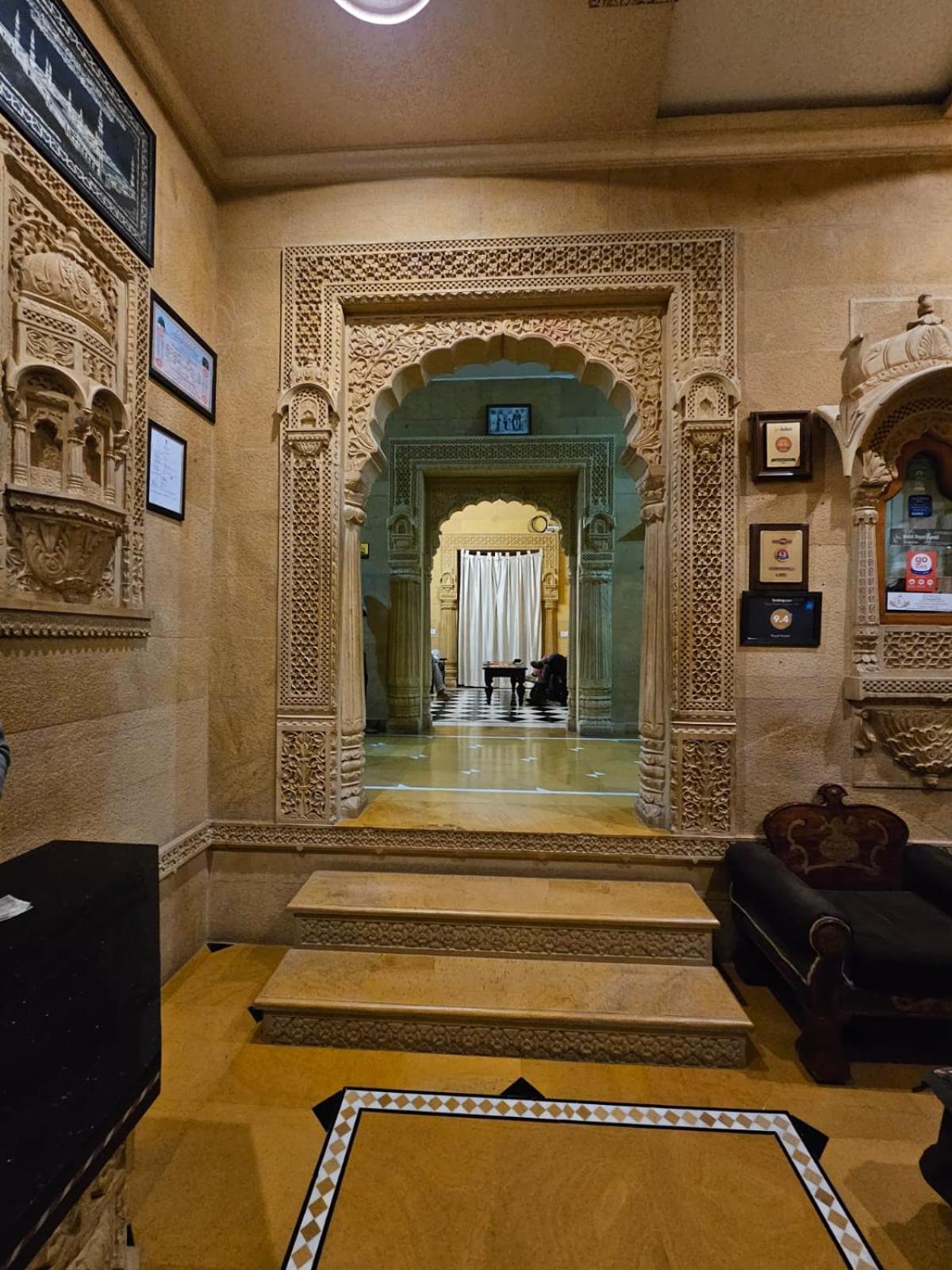 Hotel Royal Haveli Джайсалмер Екстериор снимка