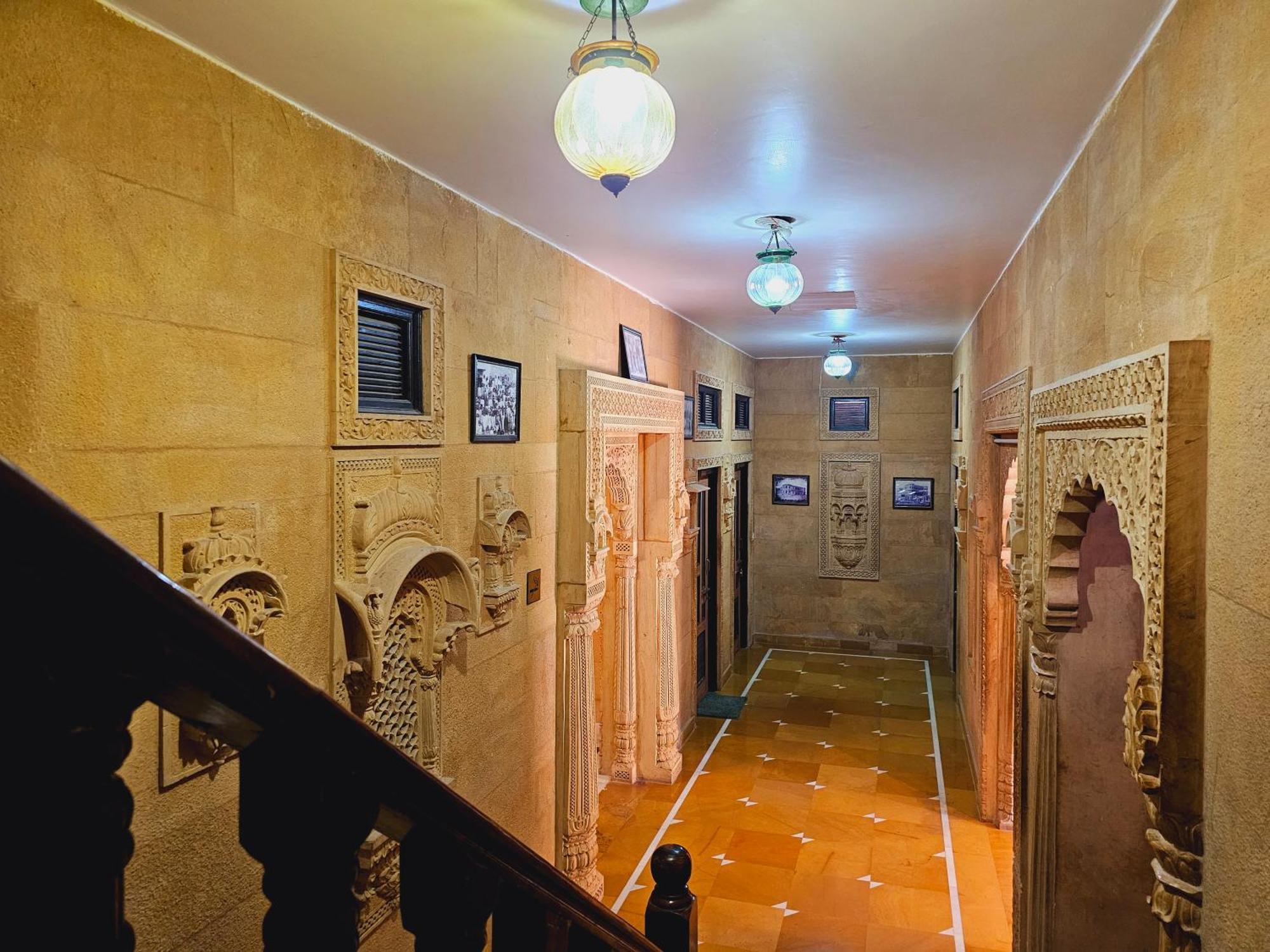Hotel Royal Haveli Джайсалмер Екстериор снимка